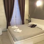 Affittacamere Frattina Grand